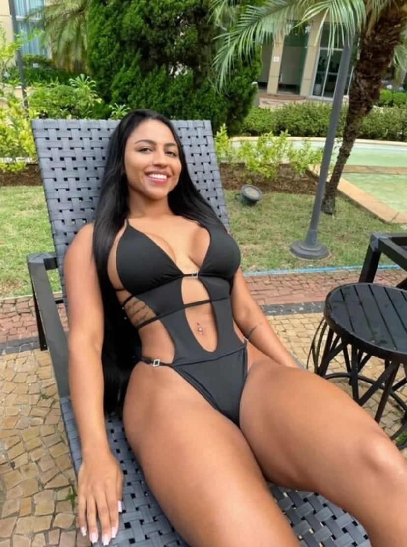 Anya Volkova — acompanhante em Jardins
